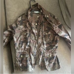 Jacket; camo